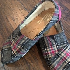 Women’s Toms Shoes